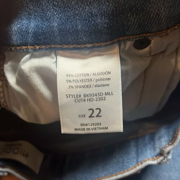 Hidden Logan Dad Cargo Stretch Jean, size 22W/32L - Picture 9 of 10